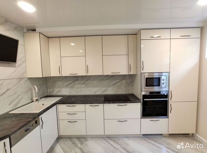 Кухонный гарнитур любой сложности