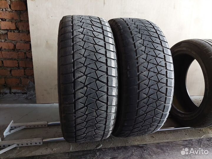 Bridgestone Blizzak DM-V2 265/60 R18 110R