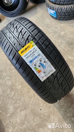 Delinte DS8 255/55 R20 110W