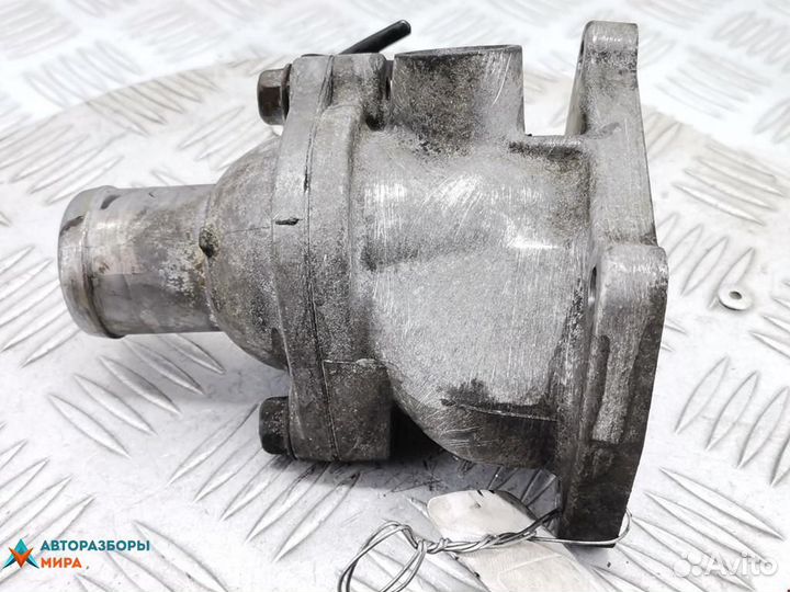 Корпус термостата Mitsubishi Pajero Sport