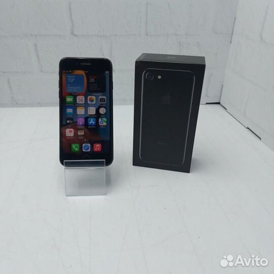 iPhone 7, 32 ГБ
