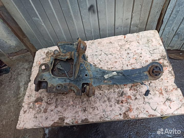 Рычаг продольный задний левый для Ford Focus 3