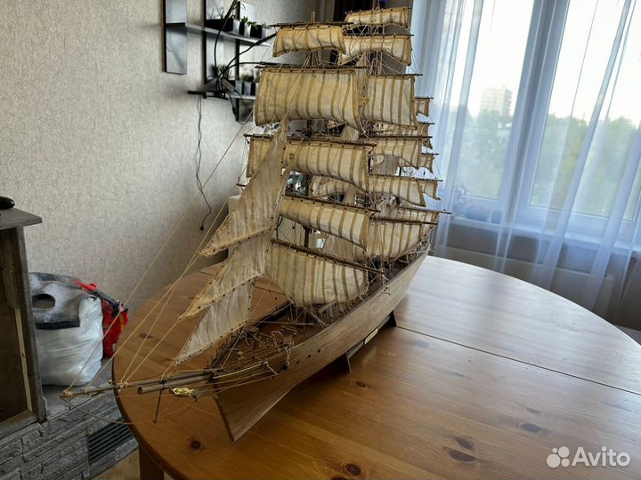 Модель корабля