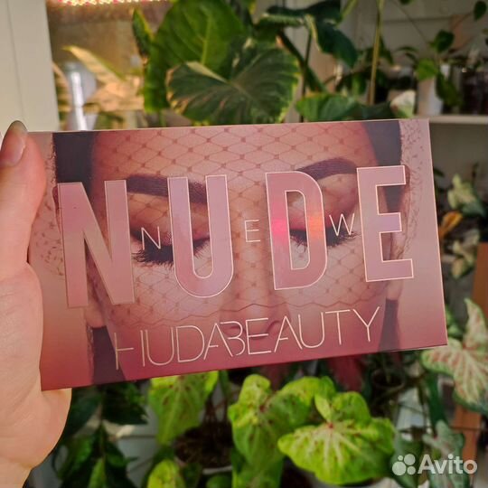 Палитра теней декоративная косметика