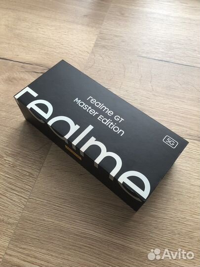 Смартфон Realme GT