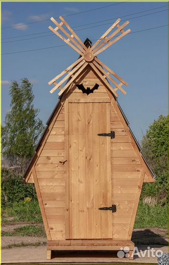 Уличный туалет деревянный GAR206
