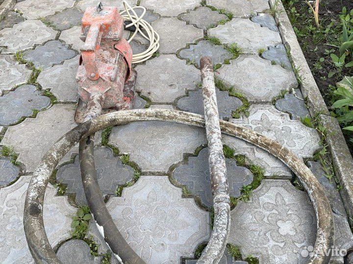 Вибратор глубинный