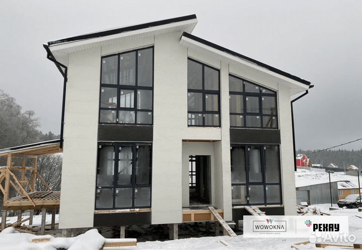 Раздвижное безрамное остекление