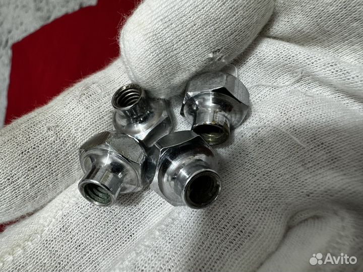 Ваз 2106,2103, 2101 хром гайки дворников СССР