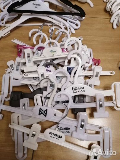 Вешалки (плечики) детские