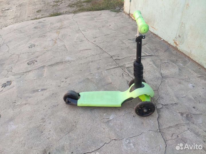 Самокат детский б/у