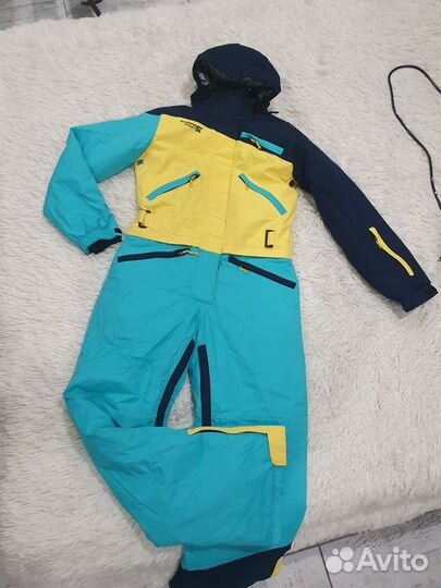 Сноубордический горнолыжный комбинезон