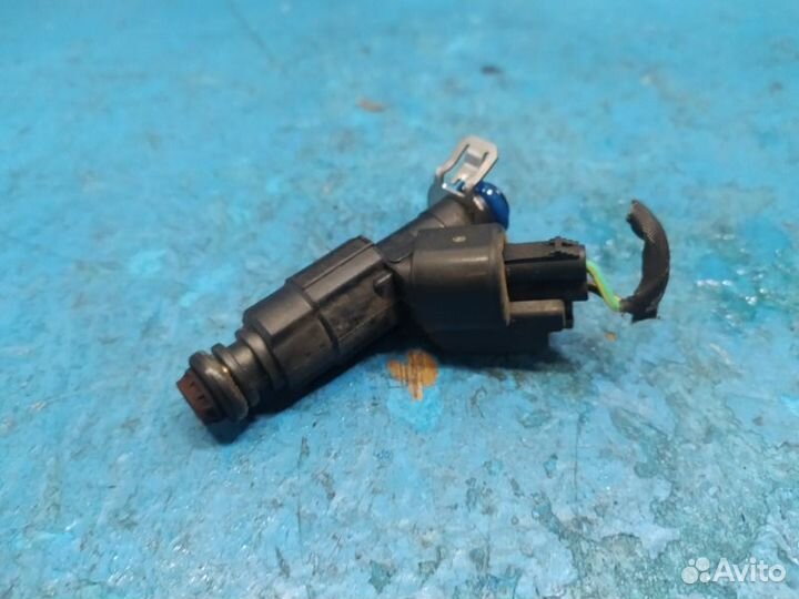 Форсунка топливная Ford Focus 2 aoda 2005-2011