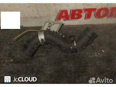 Патрубок радиатора на nissan march K11 CG10DE