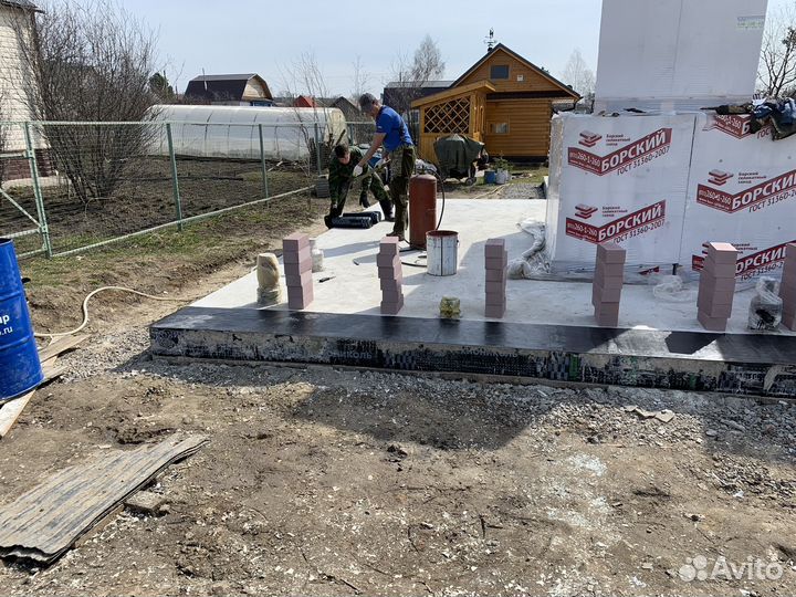Строители, Каменщики, Кровельщики, Фундаменты