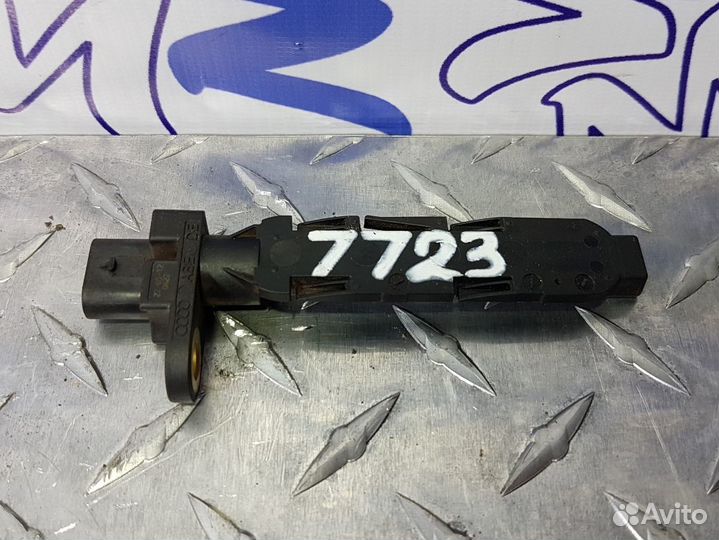 Датчик положения коленвала Audi Q7