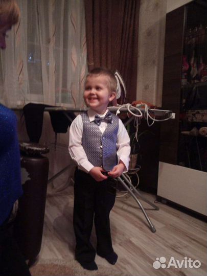 Костюм для мальчика брюки и рубашка 98