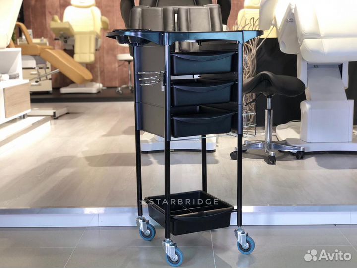 Тележка парикмахерская