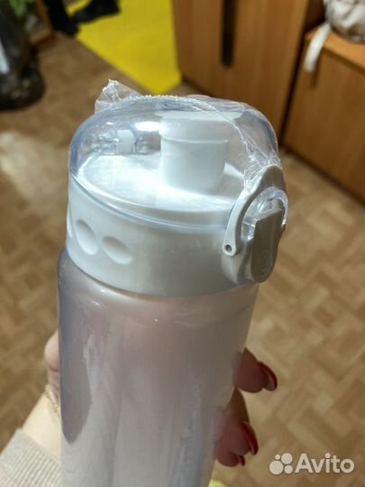 Бутылка для воды спортивная 600мл белая