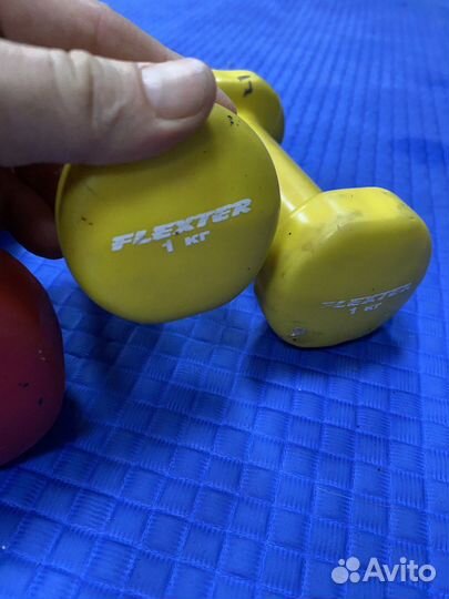 Набор штанга и гантели и другое оборудование