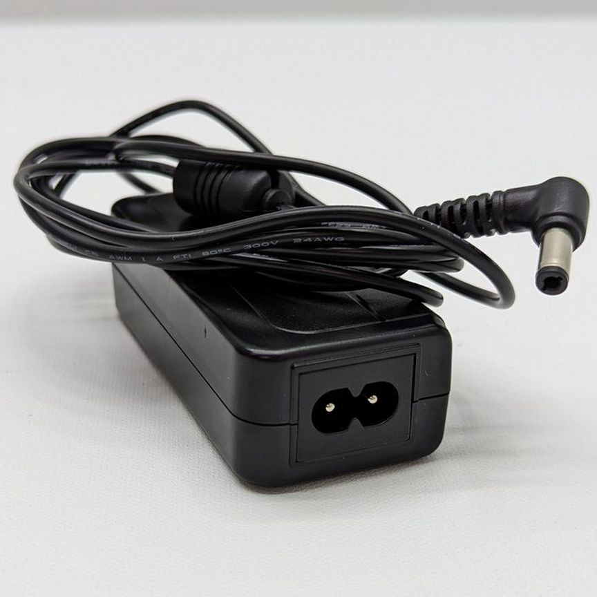 [DA-40B19] Адаптер Питания Apd, 19v, 2.1a, 40w, Ште