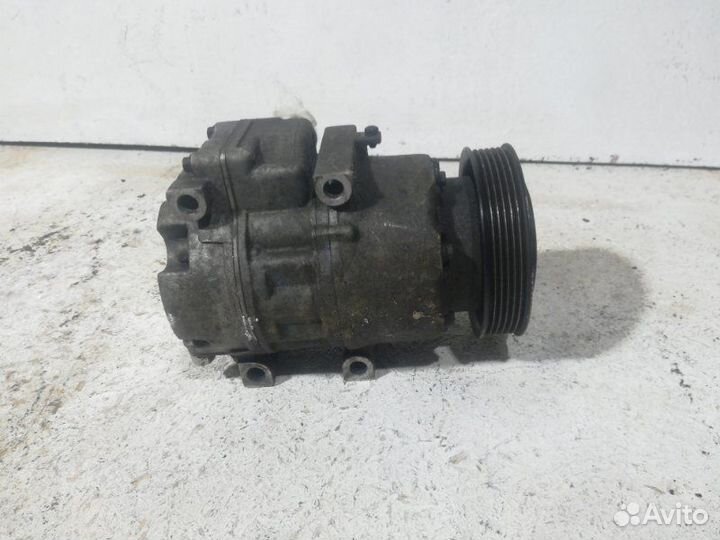 Компрессор системы кондиционирования Hyundai Santa Fe