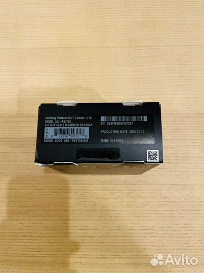 Samsung T7 shield portable SSD 4TB новый