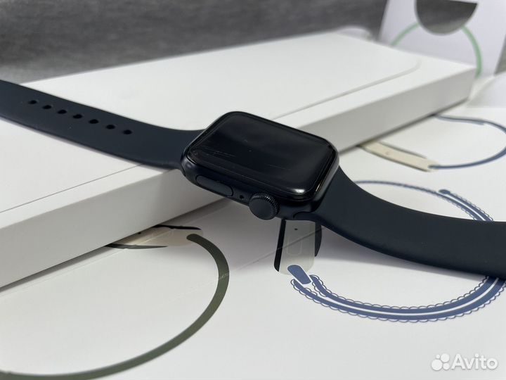 Apple watch SE 2 поколения 2023г 40мм