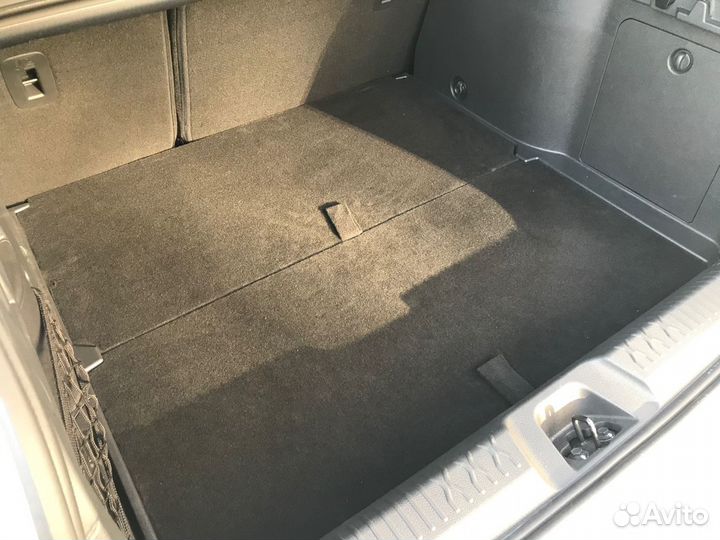 Фальшпол верхний LADA Vesta SW / SW Cross