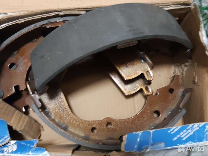 Тормозные колодки toyota hiace