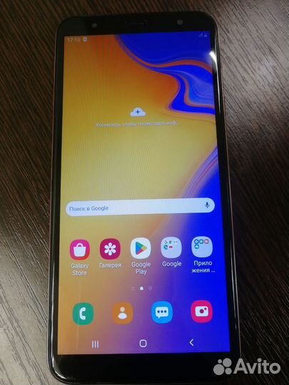 Телефон Samsung j4+