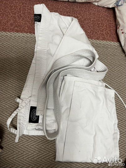 Беспроводные наушники JBL Sport Wireless React