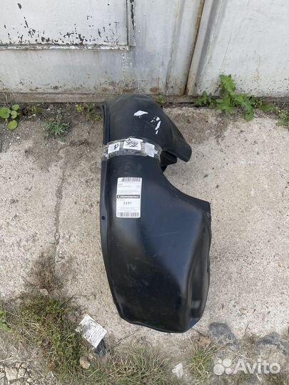 Подкрылки передние на ладу гранту