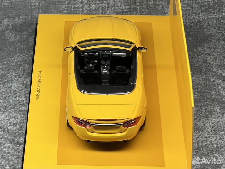 Модель jaguar xk convertible 1/43 minichamps