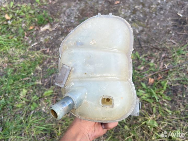 Расширительный бачок vectra b