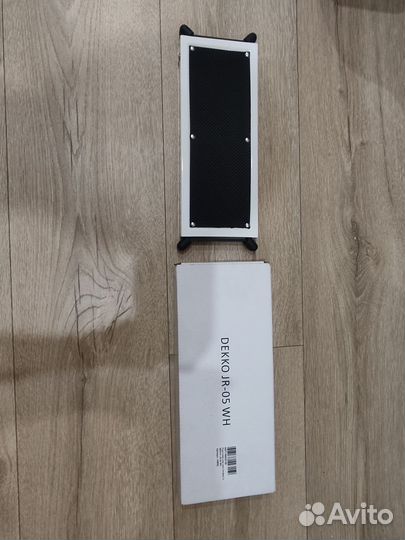 Акустическая гитара