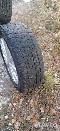 Yokohama Ice Guard IG60 205/55 R16