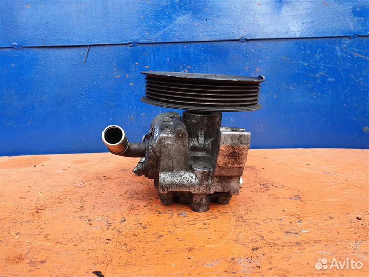 Насос Гура Ford Connect 1 Форд Коннект 1,8 дизель