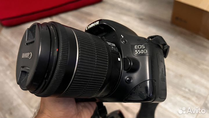 Зеркальный фотоаппарат canon 550d обьектив 18-55