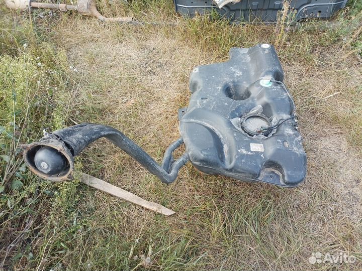 Бензобак renault 1