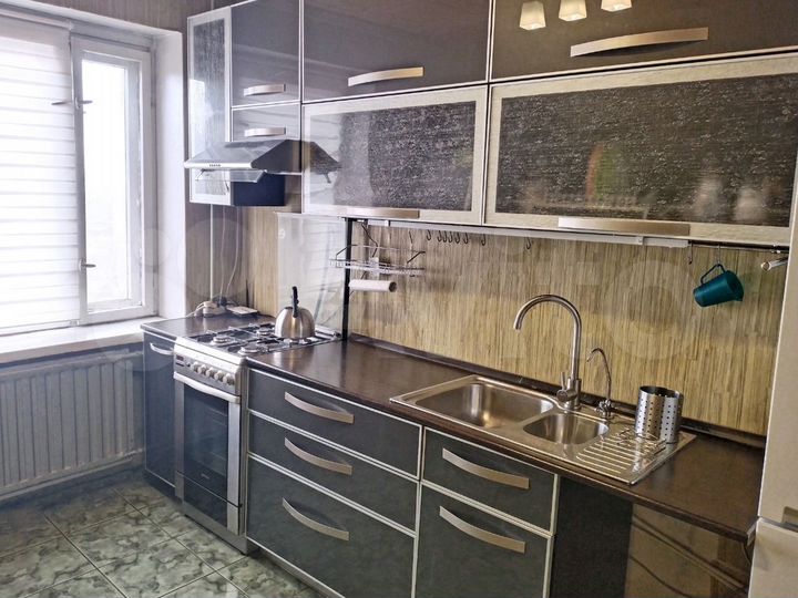 2-к. квартира, 58 м², 6/9 эт.