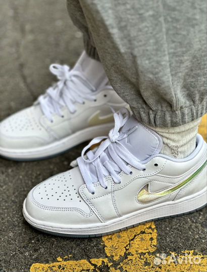 Nike air jordan 1 low