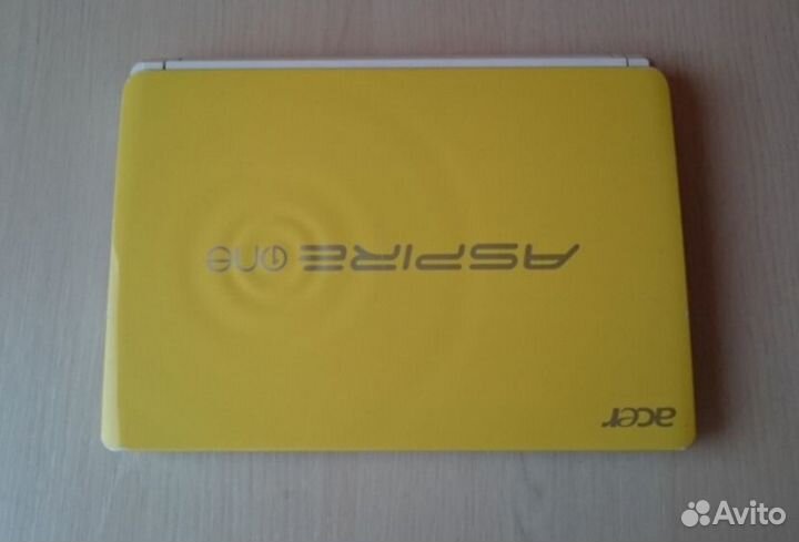 Acer Aspire One Happy2-N578Qyy