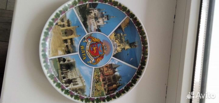 Сувенирные тарелки