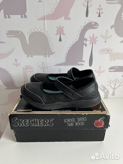 Туфли школьные для девочки skechers 33