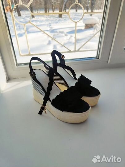 Босоножки женские 39 размер