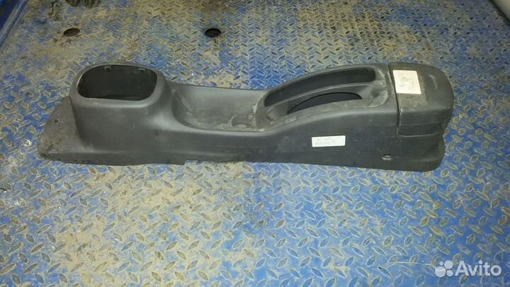 Ниссан микра к 12 Консоль