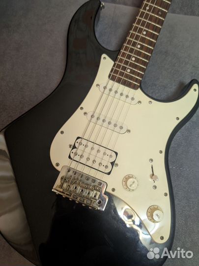 Электрогитара Yamaha Pacifica 112j