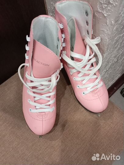 Коньки фигурные