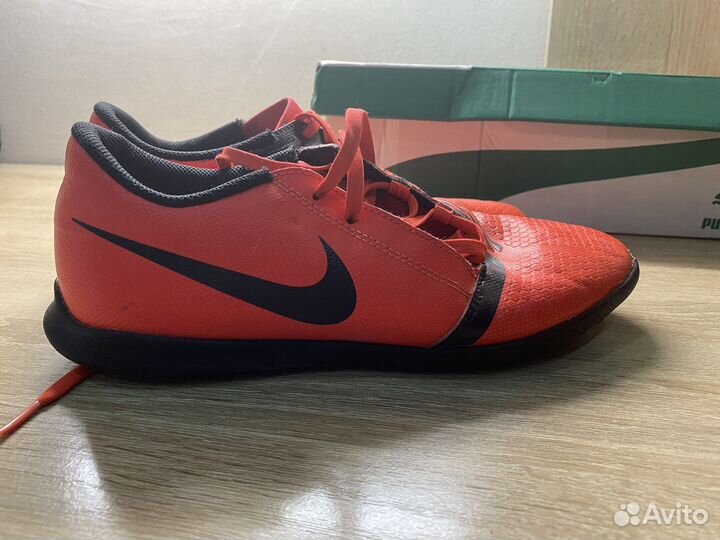 Сороконожки nike phantom